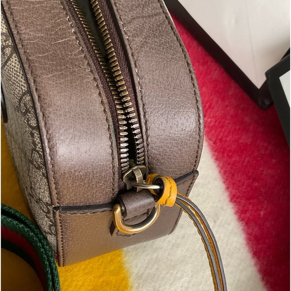 SOLD - $1️⃣1️⃣0️⃣0️⃣ direct- Authentic Gucci crossbody bag - unisex - Picture 10 of 16